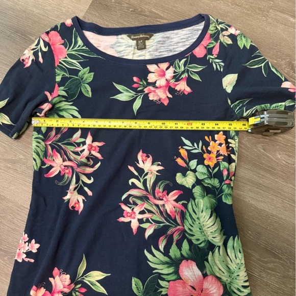 Tommy Bahama Navy Floral dress size Small - Picture 7 of 7